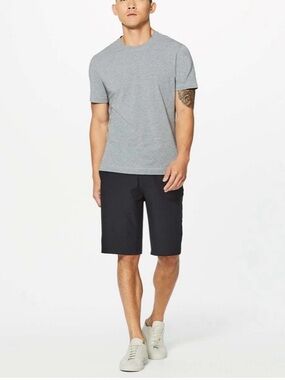 2017 Lululemon The Works Short 11” Black Warpstreme ABC NWT Retired Size 32